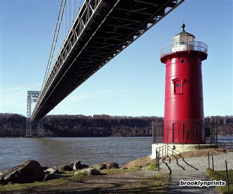 red house lighthouse with metal bridge roadway|red lighthouse fort washington.